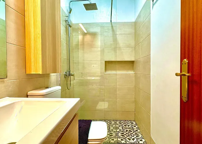 Шале Town House With Patio In Quiet Residential Area 10 Min From